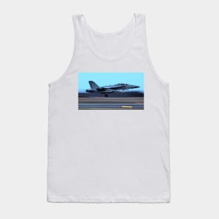 EA-18G Growler Super Hornet FCLP 4 Tank Top